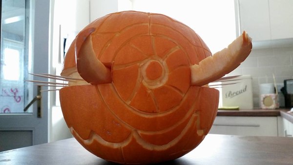 Unicron Will Devour All Of Halloween From His New Jack O Lantern Body  (1 of 4)